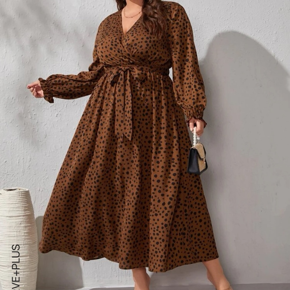 V-neck long dress
